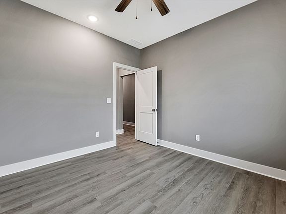 5th image of 4579 S Doris Ct