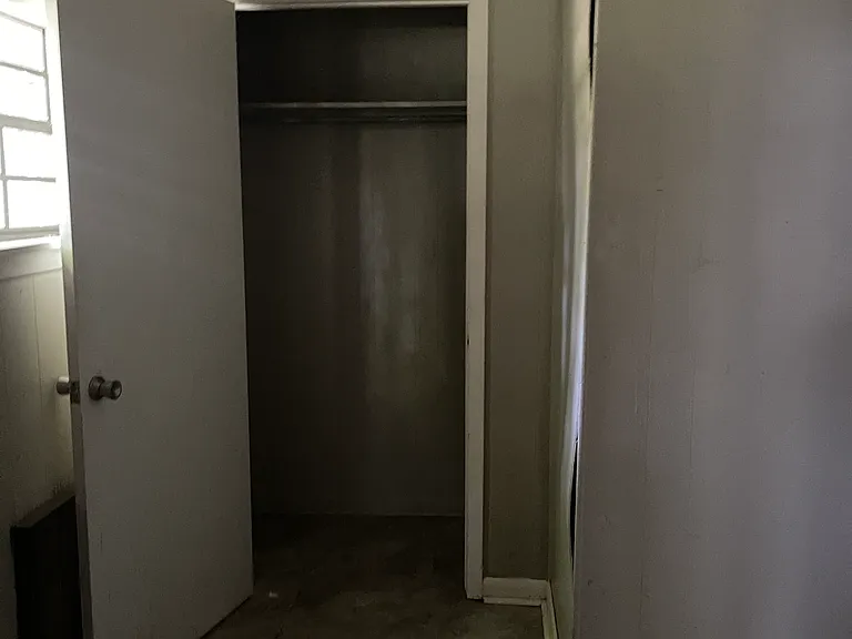 305 J.t. Polk Dr — Photo 16