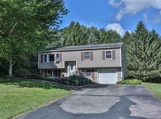 3757 Ontario Center Rd, Walworth, NY 14568