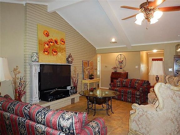 4th image of 6208 Carrizo Dr