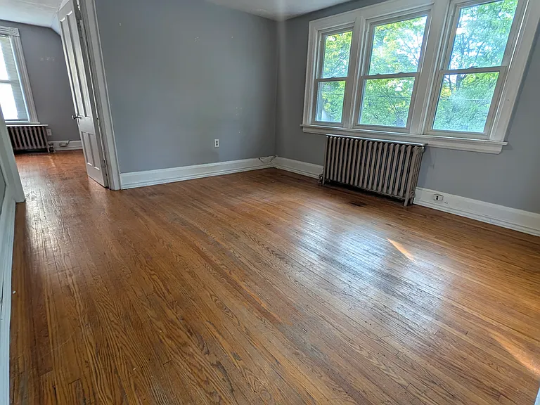 46 Welland Ave #2M-ON — Photo 3