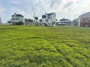 46 Deets Rd, Galveston, TX 77554