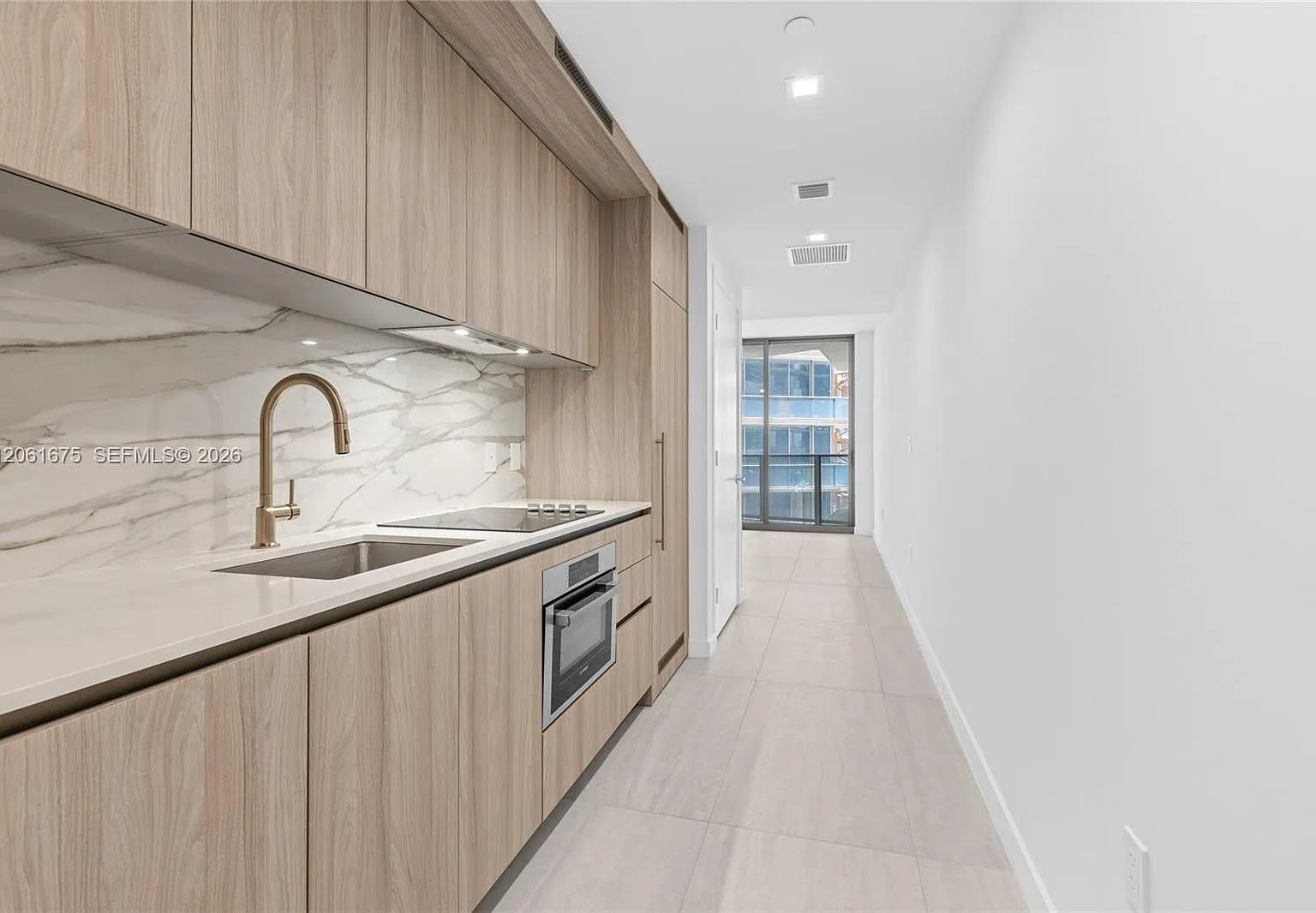 Viceroy Residences — Photo 2
