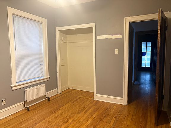 5th image of 1701 N Nagle Ave