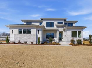 5856 Carriage Gate Dr, Raleigh, NC 27603