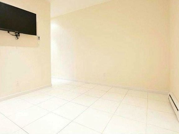 2nd image of 973 Columbus Ave APT 3C