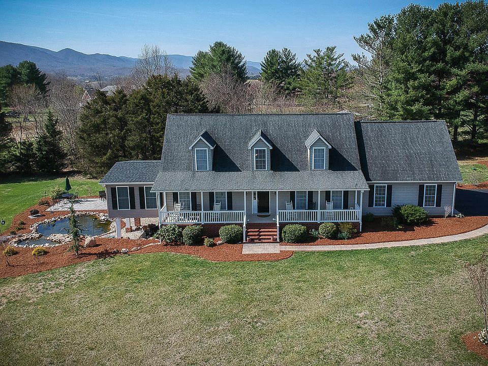 1st image of 120 Wheatlan Dr