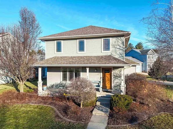246 Concord Ln, Deerfield, WI 53531