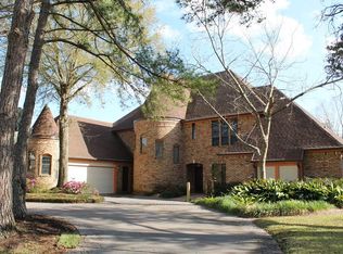 15918 Brook Forest Dr, Houston, TX 77059