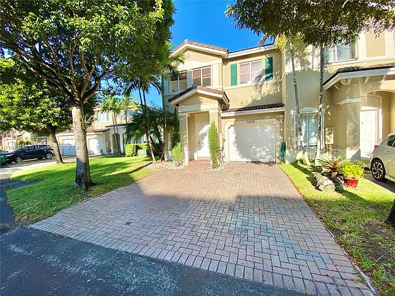 4th image of 5608 NW 113th Ave #5608