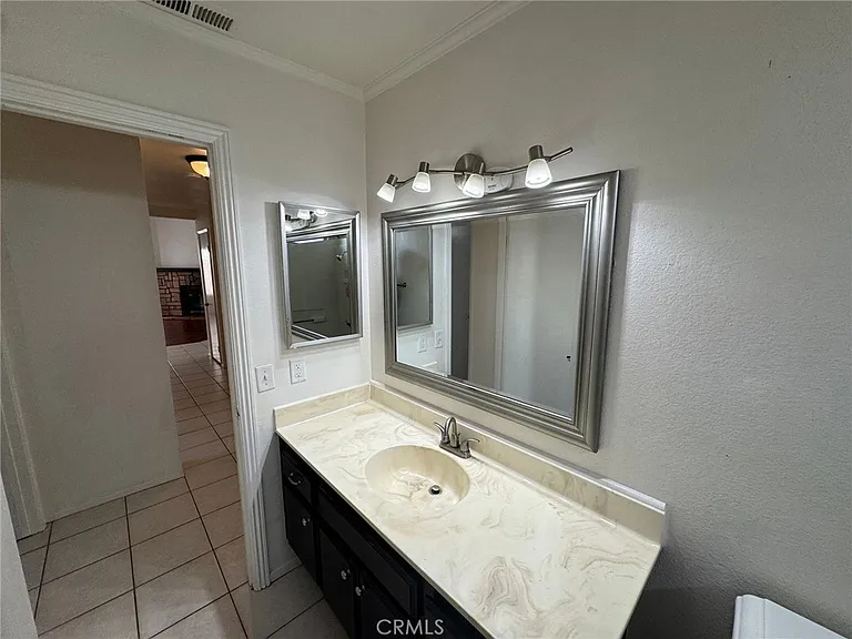 29664 Squaw Valley Dr — Photo 9