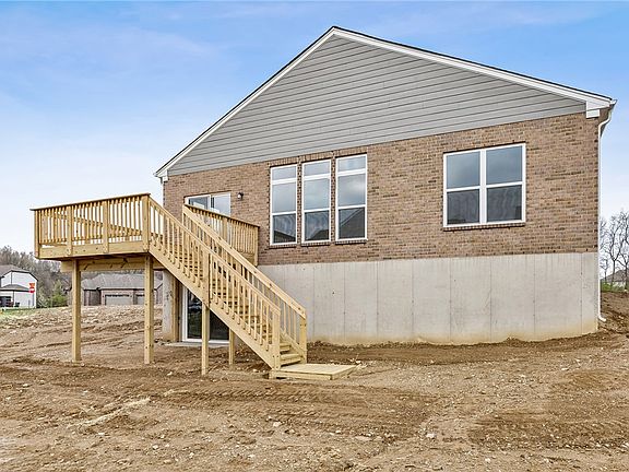 5th image of 620 Goldfinch Dr #99