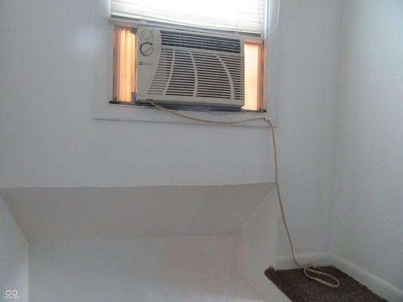 5th image of 2850 S McClure St