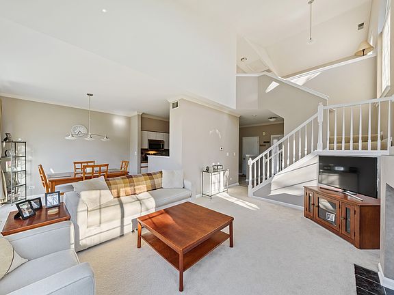 5th image of 2718 Holmes Way #3