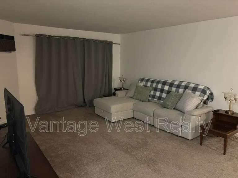 727 Houghton Rd #201 — Photo 2