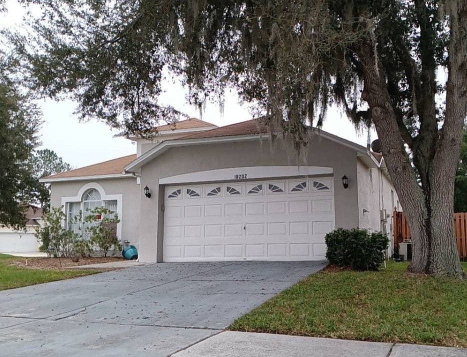 1st image of 18202 Hollyhills Way