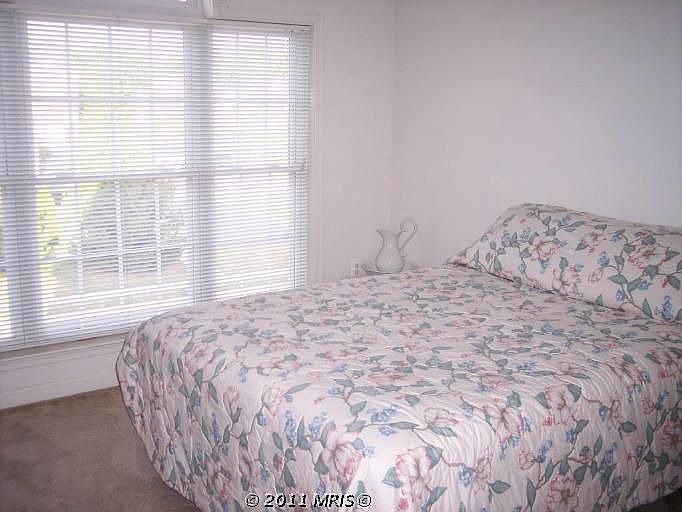 2nd image of 3853 Highland Oaks Dr