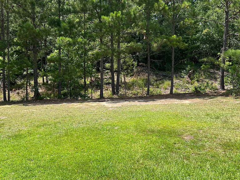 118 Pinehurst Ct — Photo 18