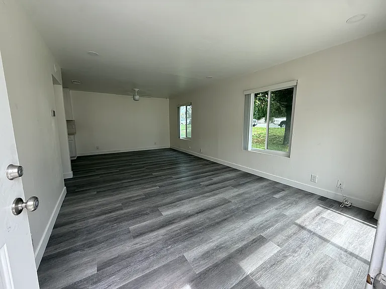 413 N Tustin Ave #A — Photo 4