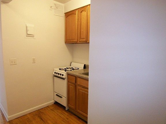 4th image of 2024 3rd Ave #4CF