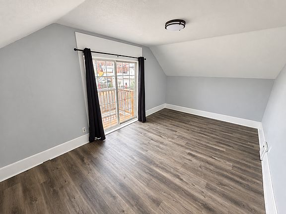 3rd image of 612 2nd St W #2