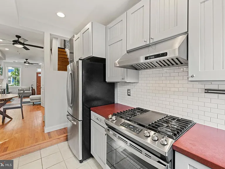 2223 12th Pl NW — Photo 23