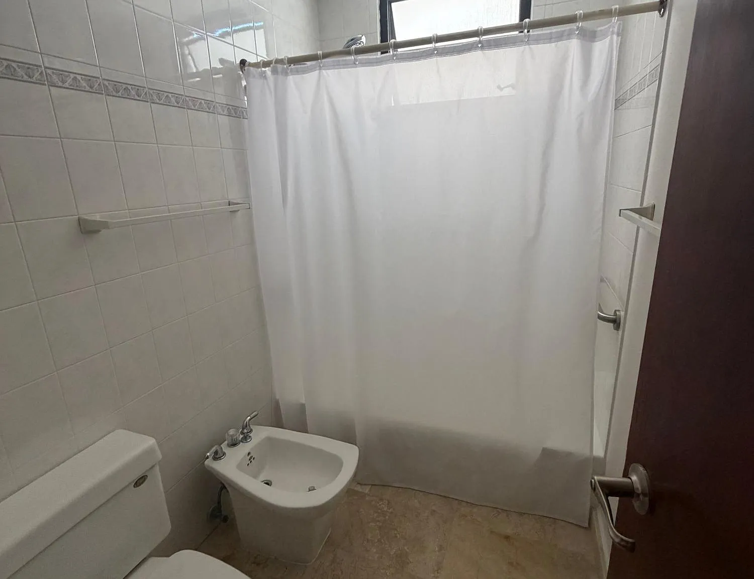 Miramar Royal Tower (Condominio) — Photo 3