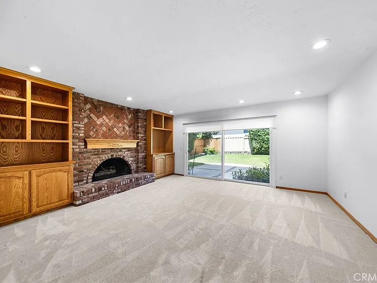 1518 Brentford Ave — Photo 11