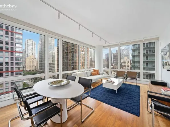 250 East 53rd Street image 1 of 16