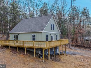 151 Pleasant Dale Ln, Great Cacapon, WV