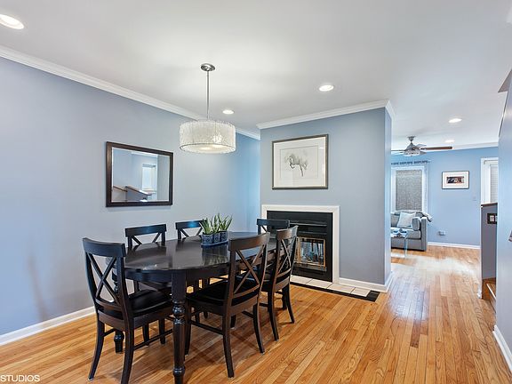 4th image of 1810 N Fremont St APT 12