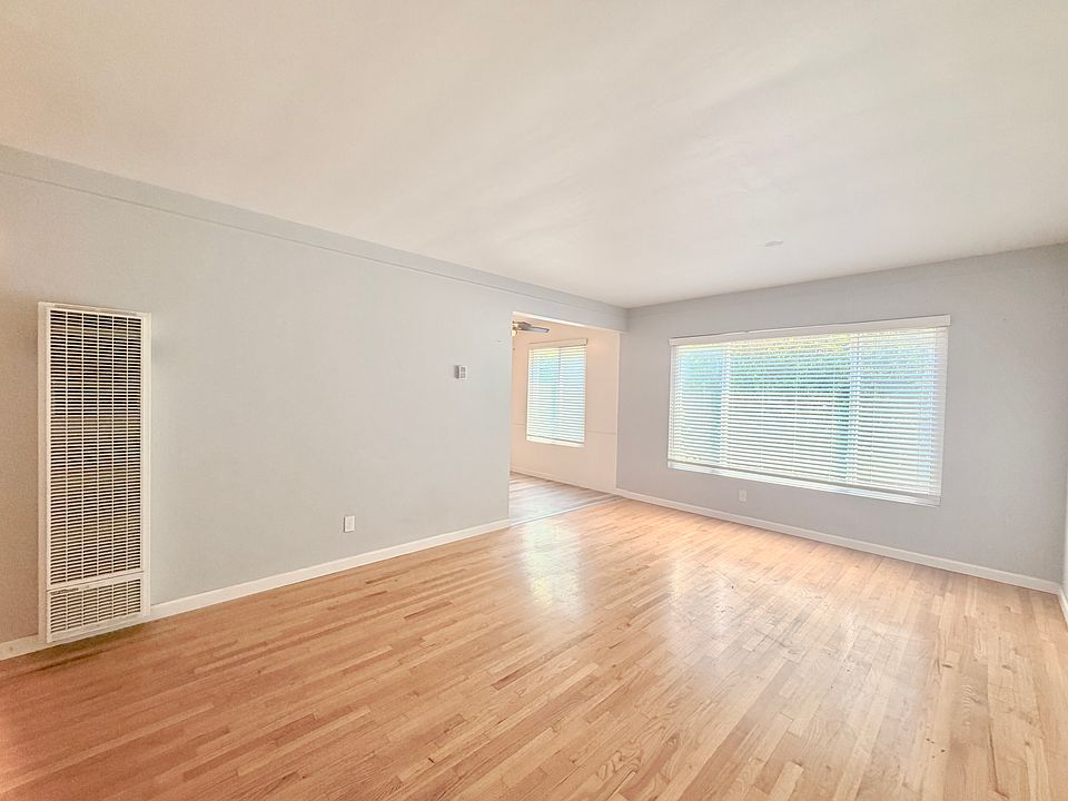 1st image of 8006-8008 Blackburn Ave #3