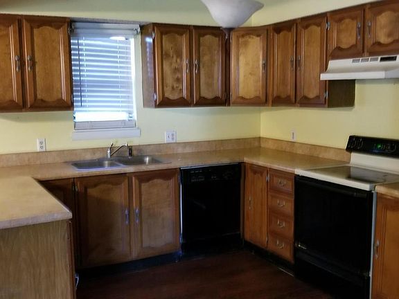 5th image of 4114 Wolfe Dr