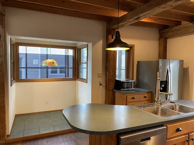 6140 N College Ave — Photo 12
