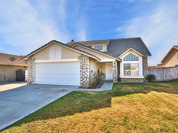 3rd image of 2367 W Loma Vista Dr