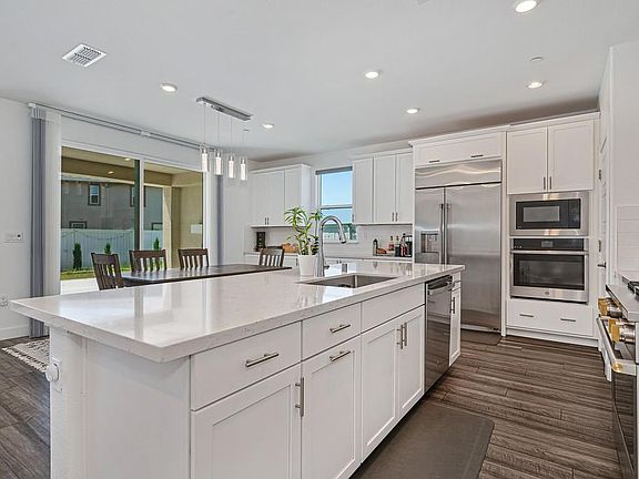 4th image of 4172 Eventide Ave