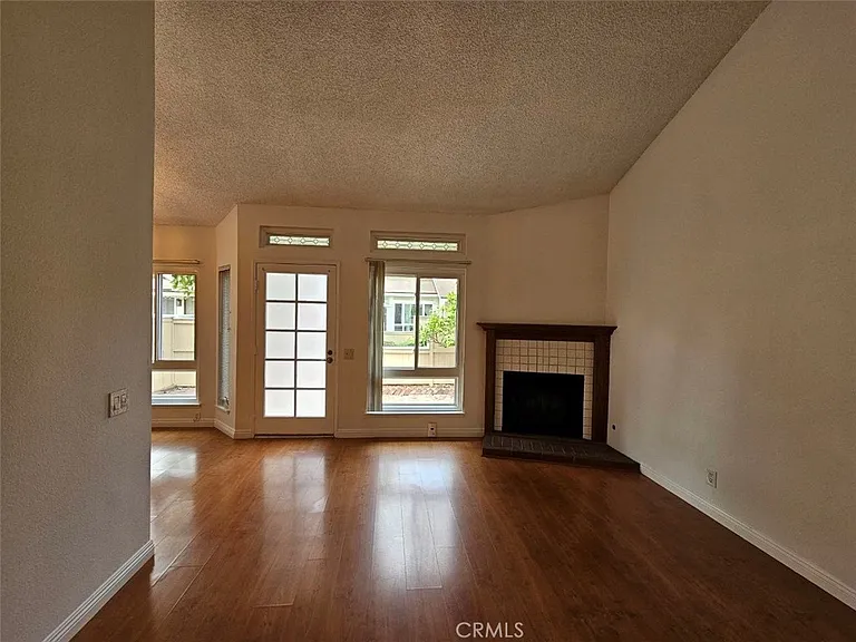 7704 Marbrook Way — Photo 8
