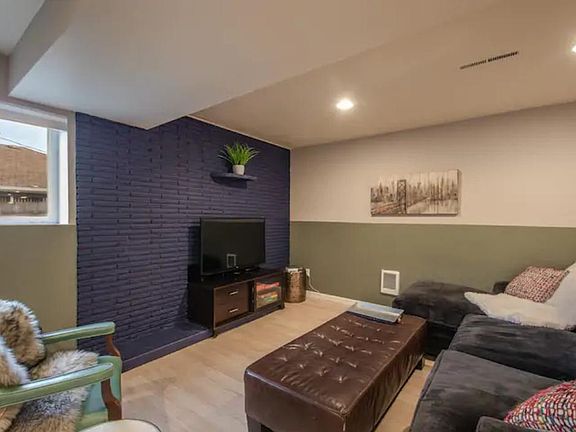 3rd image of 113 Regents Blvd #Adu