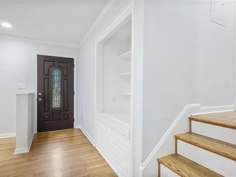 2903 Old Sewell Rd — Photo 3
