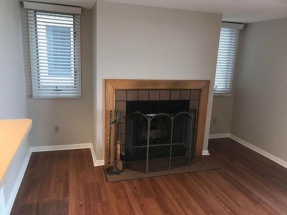 Gas Fireplace 1st level and 3rd floor master suites