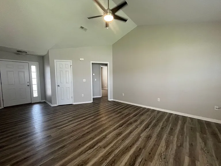 139 Woodland Dr — Photo 8