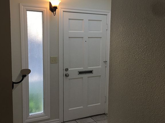 2nd image of 1430 E 38th Pl Unit D