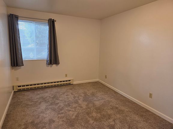 Bedroom # 1 picture 2