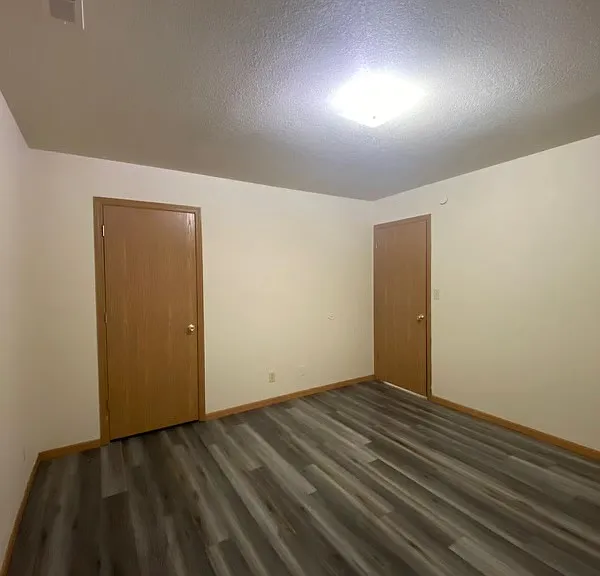 Pine View Apartments — Photo 15