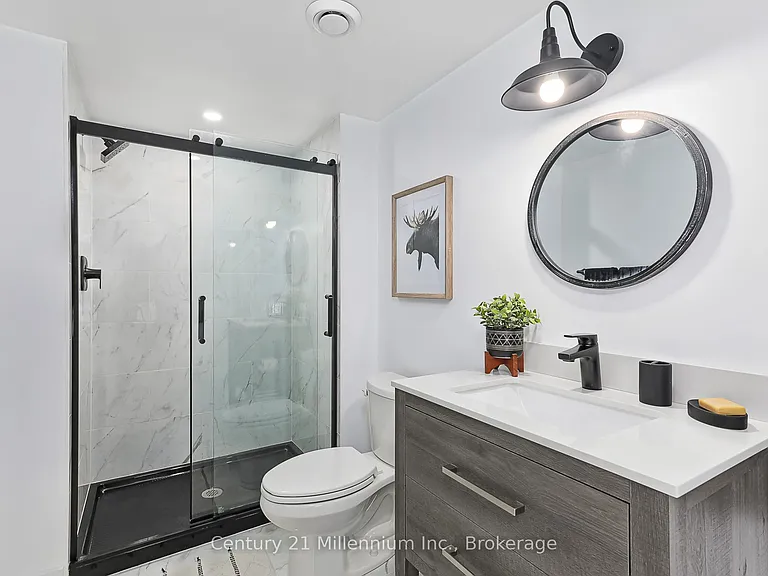 160 Sycamore St — Photo 33