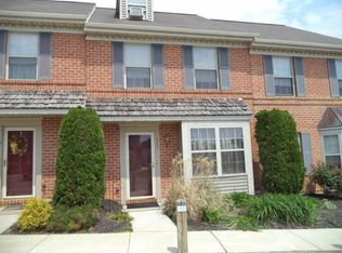332 Meeting House Ln, Lancaster, PA 17601