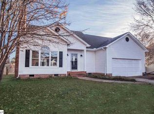 4 Roxbury Ct, Greenville, SC 29617