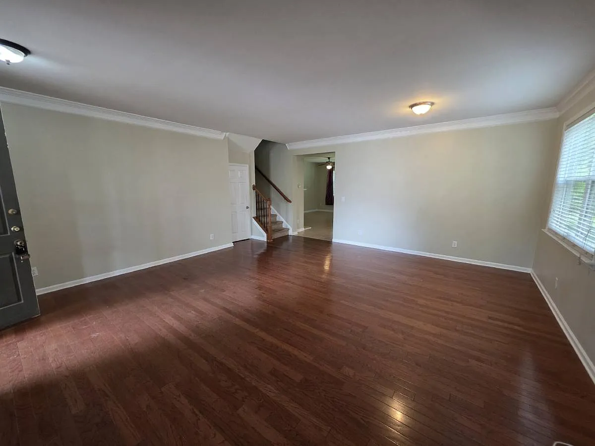 46 Brookview Dr in Newnan, GA 30265 — Photo 3