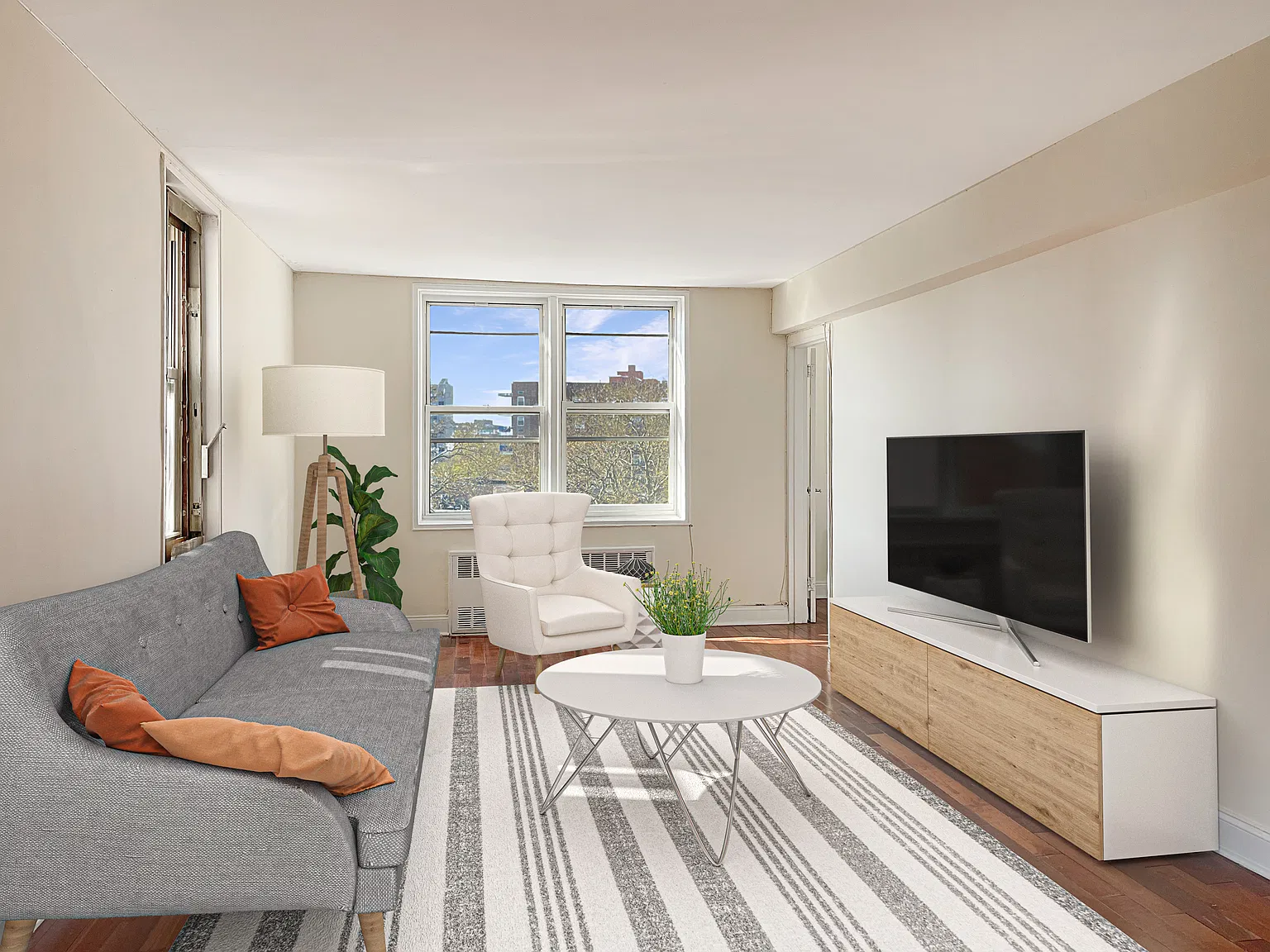 2 bed, 900 sqft, $2,950 — Photo 1