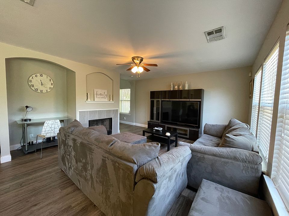 1st image of 10506 Tiger Way